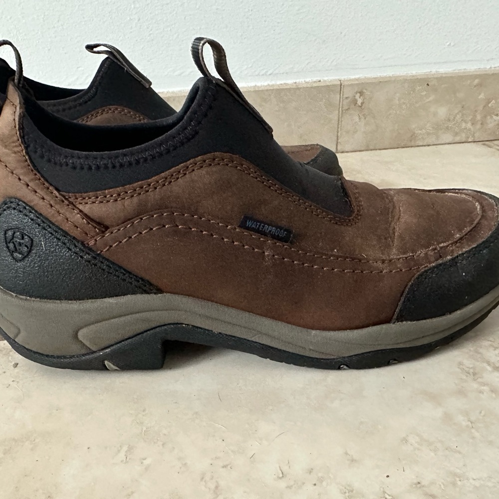 Ariat Slip on shoes ,excellent condition